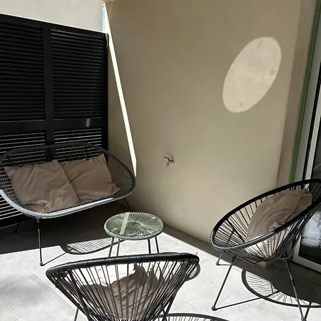 Apartment T2 *