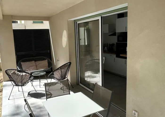 Apartamento T2 *